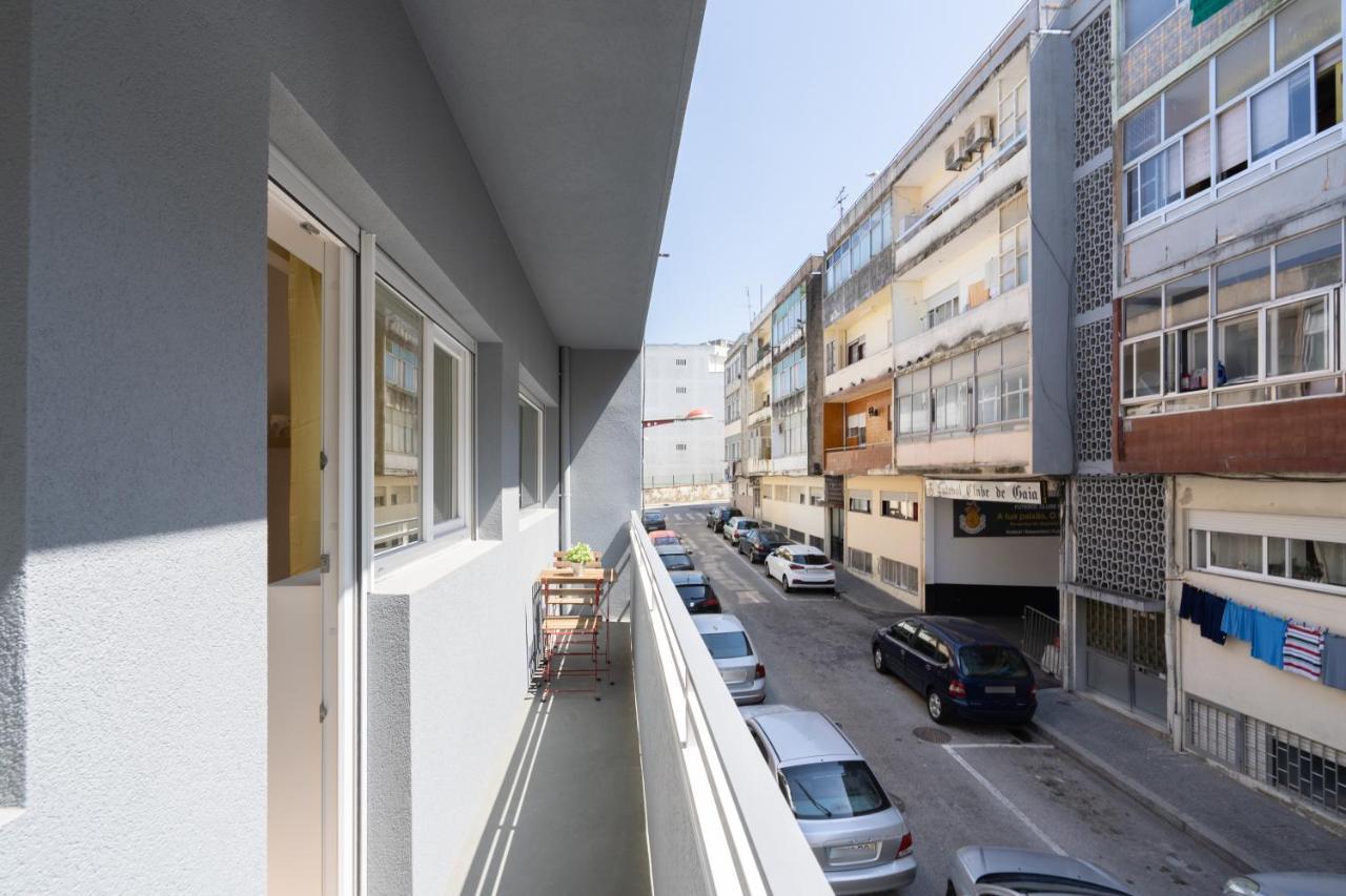 Sweet Sunny Flat W/ Balcony - Gaia Apartment Vila Nova de Gaia Ngoại thất bức ảnh