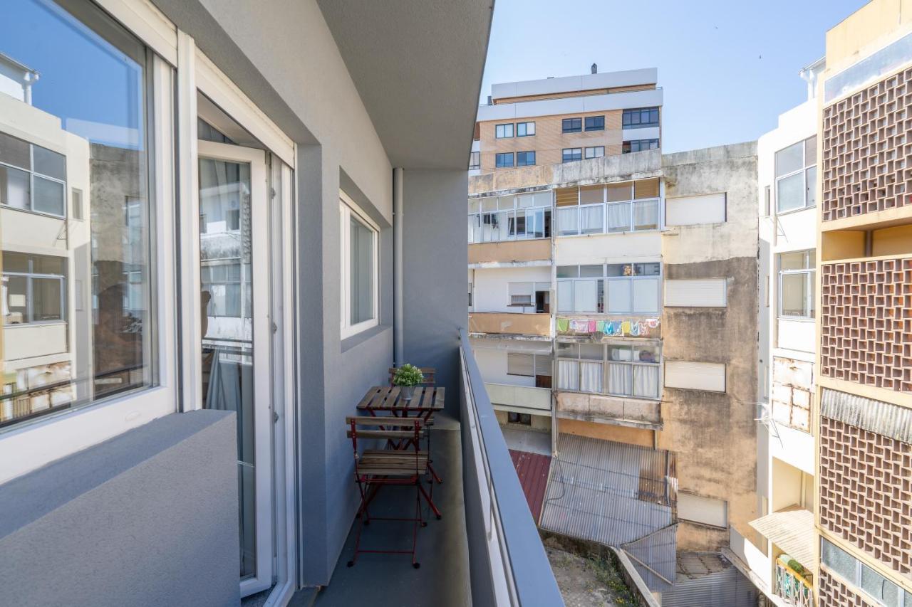 Sweet Sunny Flat W/ Balcony - Gaia Apartment Vila Nova de Gaia Ngoại thất bức ảnh